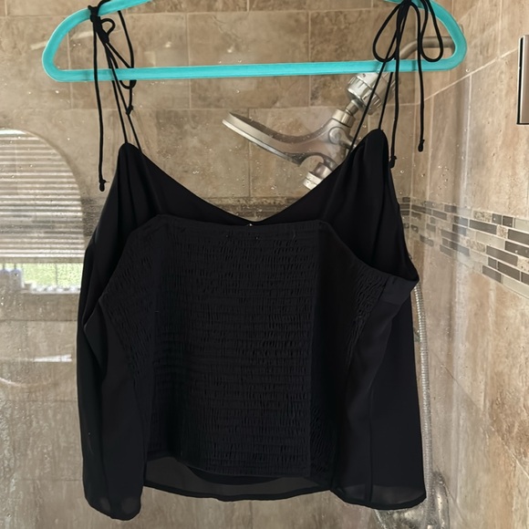 EUC Strappy Crop Top Abercrombie - Picture 2 of 4